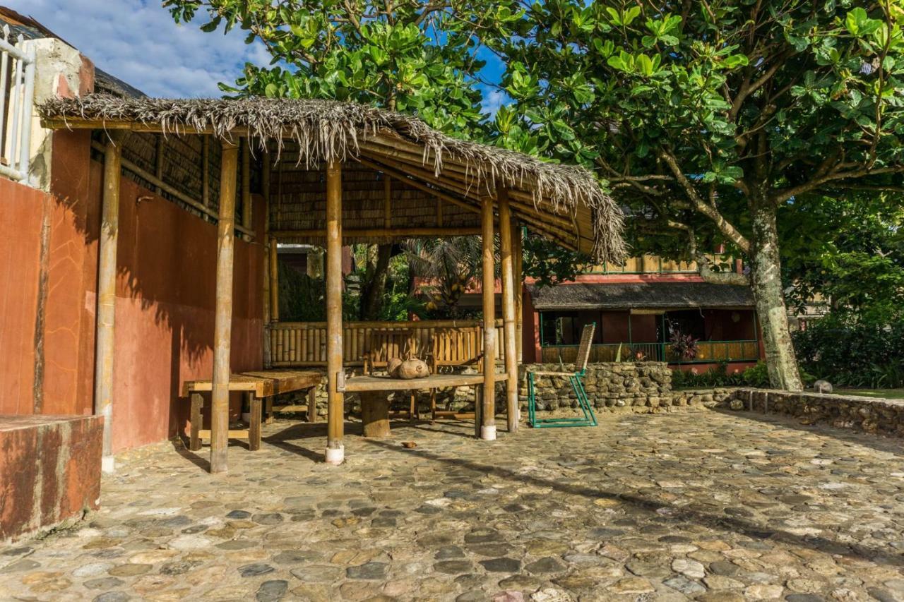 Hangout Beach Resort Caticlan Exterior photo