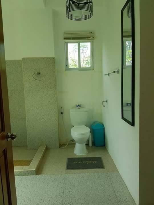 Hangout Beach Resort Caticlan Exterior photo